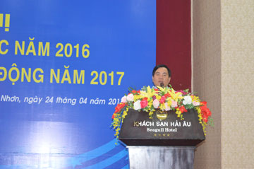 Ông Dương Minh Quang – Tổng Giám đốc công ty Báo cáo kết quả hoạt động SXKD năm 2016 và Phương hướng, kế hoạch sản xuất năm 2017