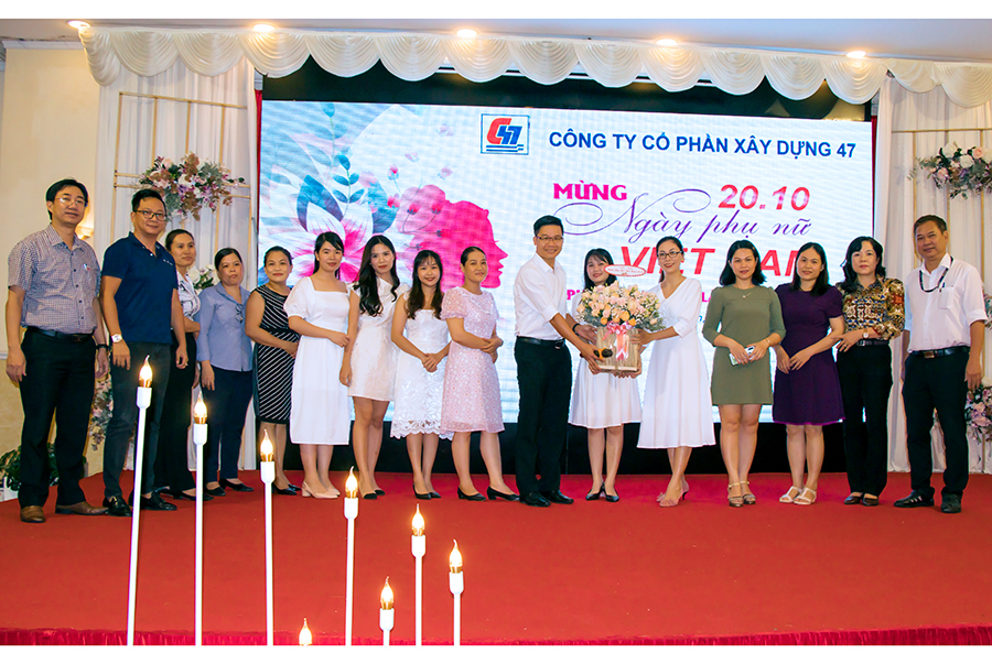 CC47 leaders met and congratulated female employees on the 91st anniversary of the Vietnam Women's Union on October 20, 2021